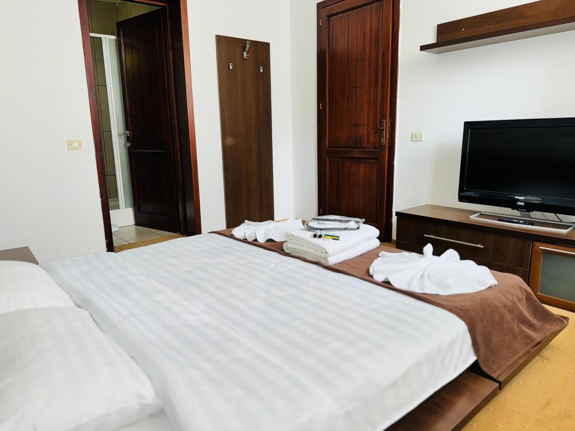 Hotel Sunray-Vilagalbena Poiana Brasov Esterno foto