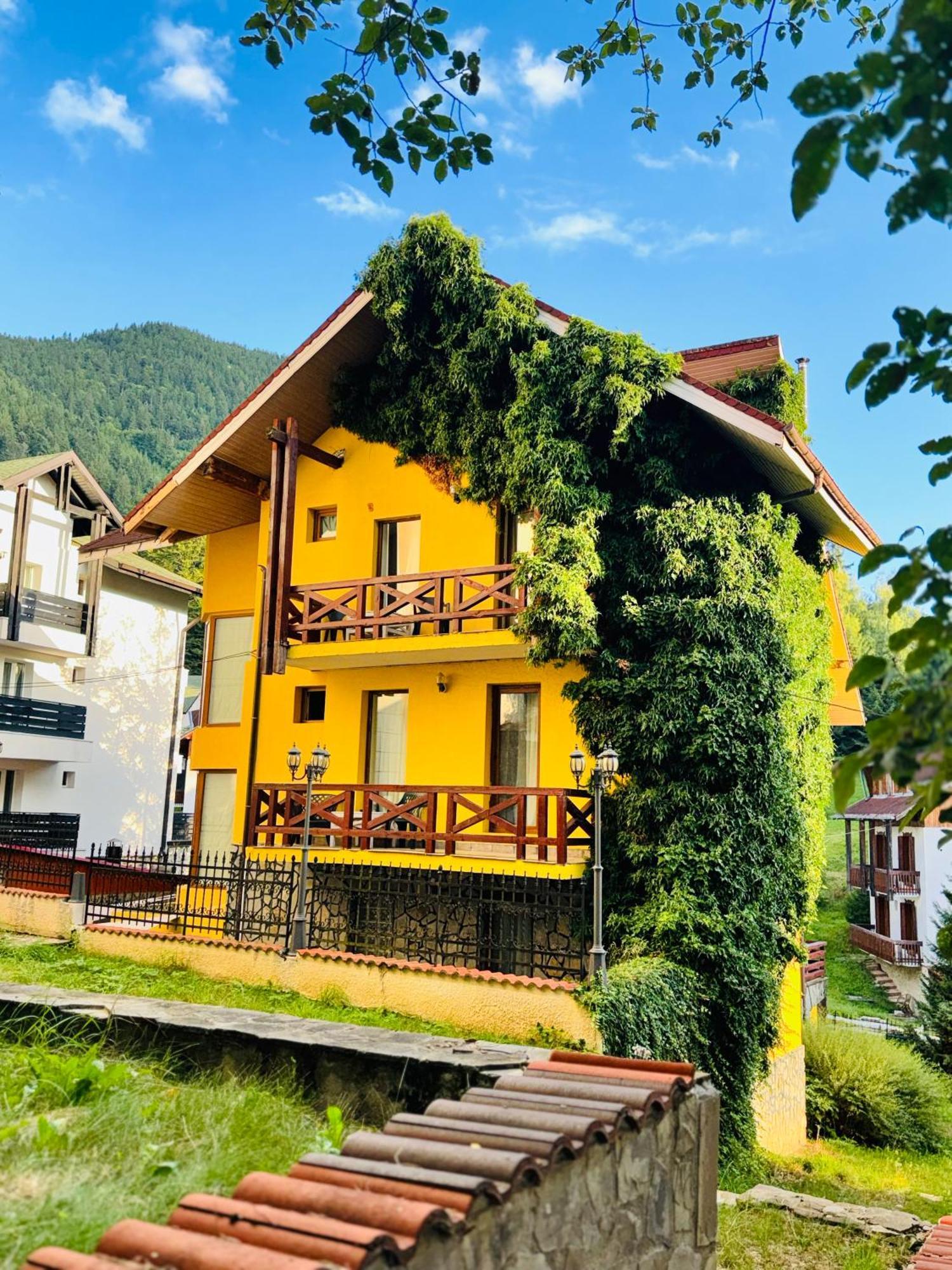 Hotel Sunray-Vilagalbena Poiana Brasov Esterno foto